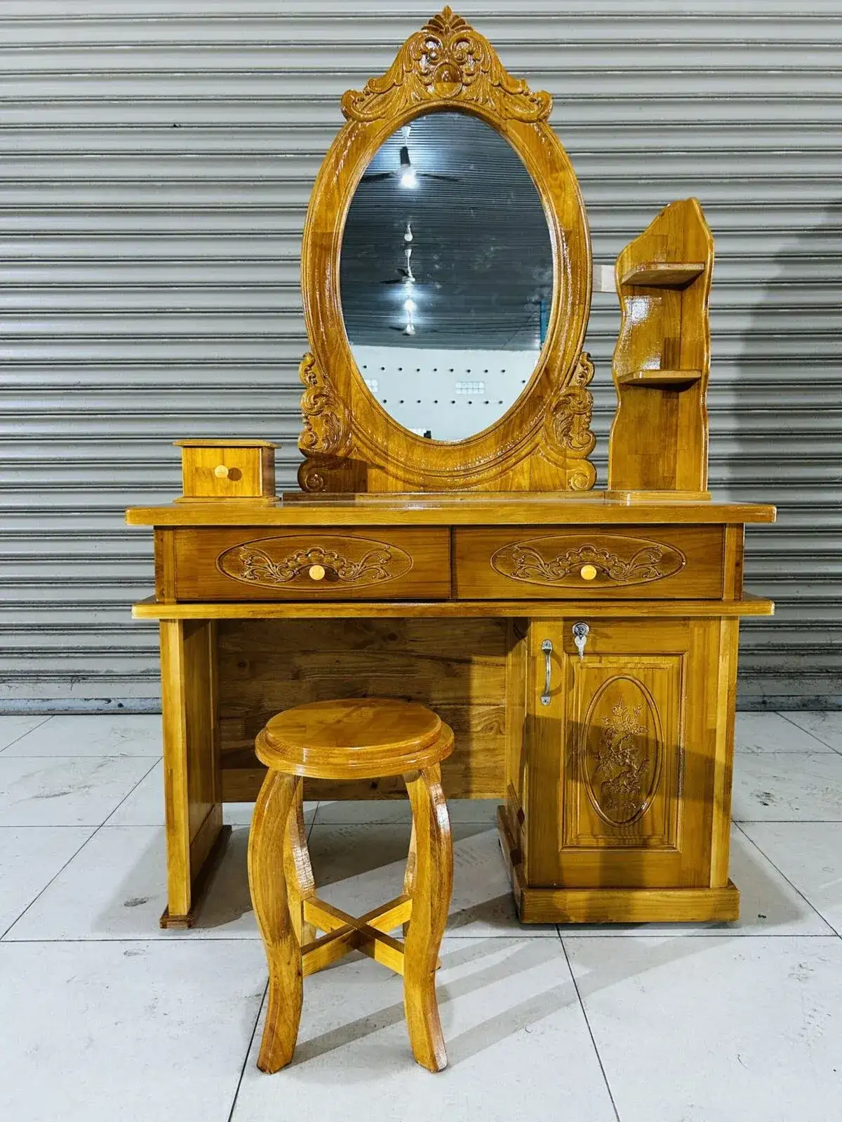 Bàn Phấn Gỗ Thông Sấy Tự Nhiên