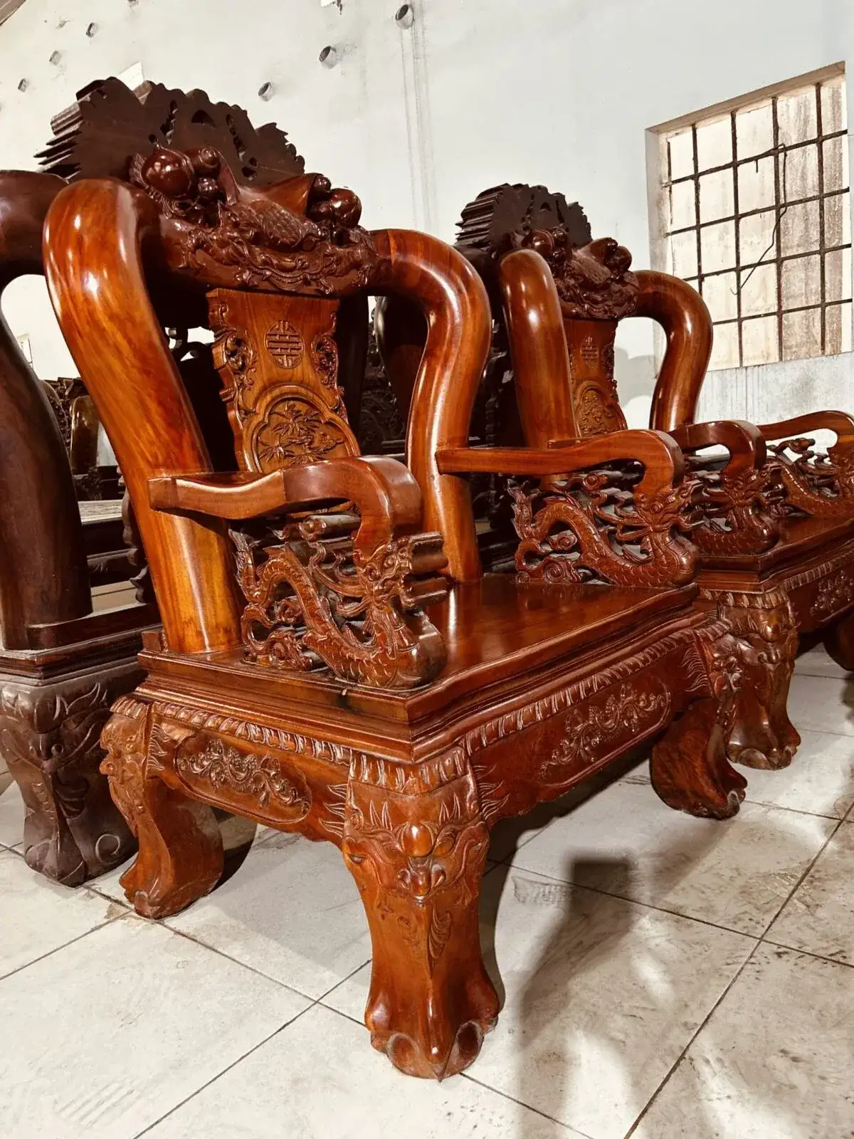 SALON TRIỆN GỖ GÕ ĐỎ VIỆT TAY 14 - 10 MÓN - Ảnh 12