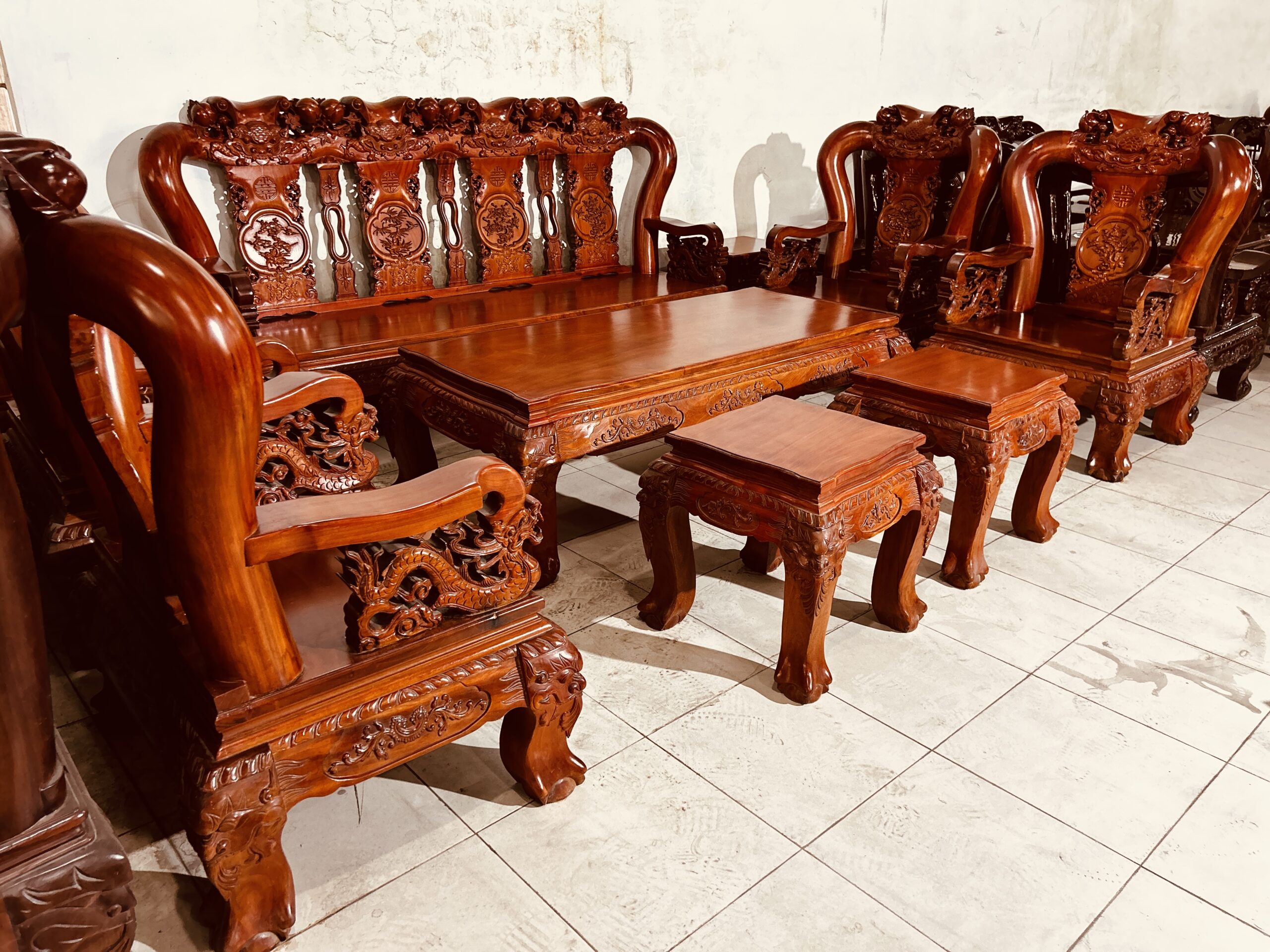 SALON TRIỆN GỖ GÕ ĐỎ VIỆT TAY 14 - 10 MÓN