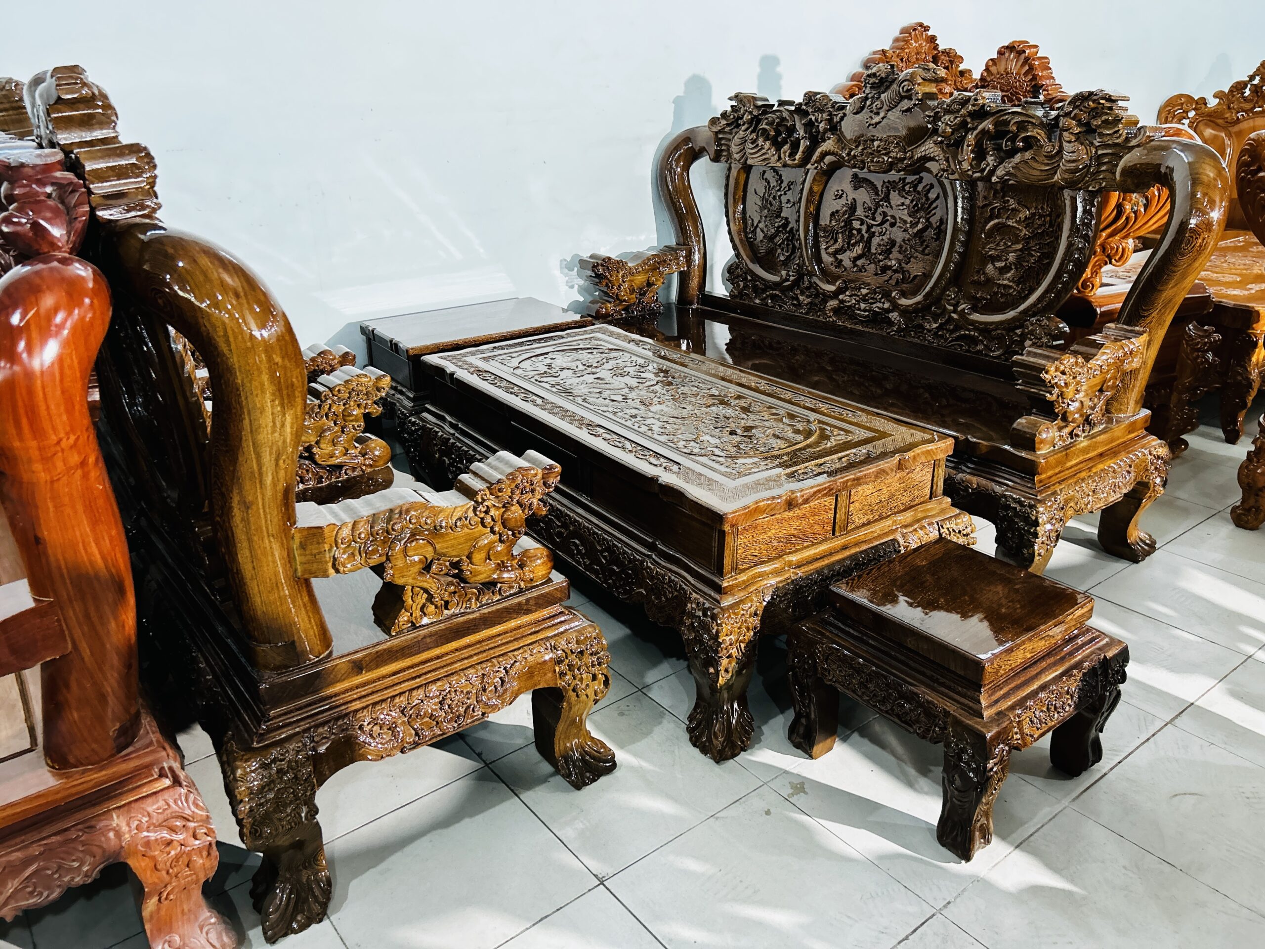 bàn gỗ phòng khách đồng nai