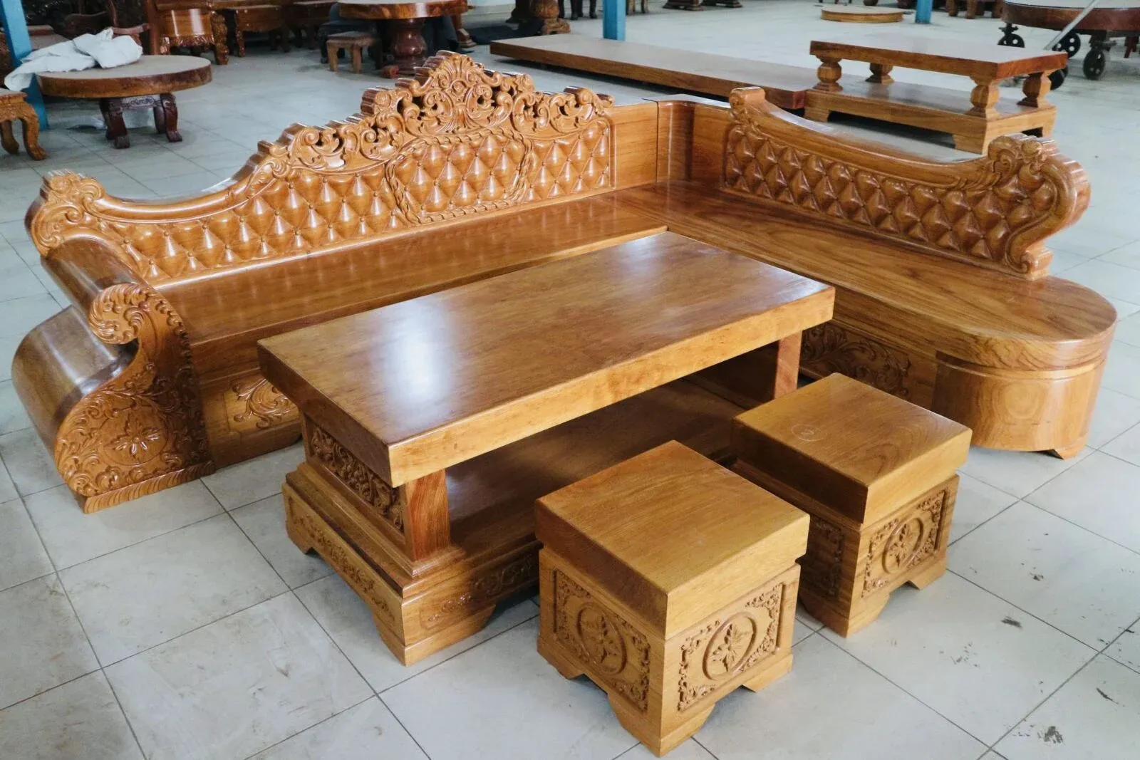 Sofa Góc Hoàng Gia Gỗ Gõ Đỏ Nguyên Khối 5 Món - Ảnh 3