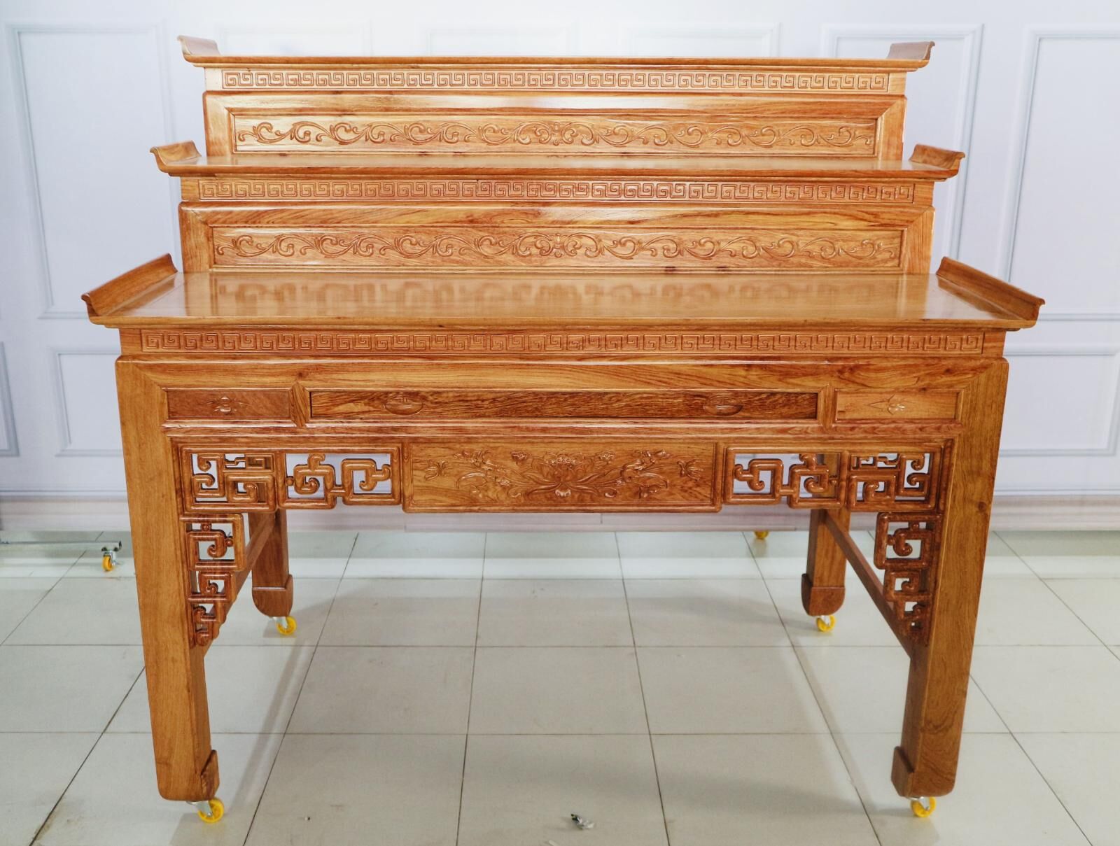 Bàn Cúng 3 Tầng Ngang 1m75 Gỗ Hương Đá Cao Cấp