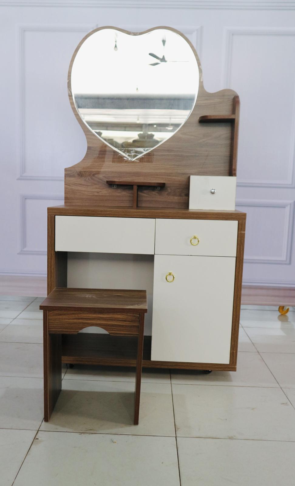 Bàn Phấn Gỗ MDF Phủ Melamine Hiện Đại