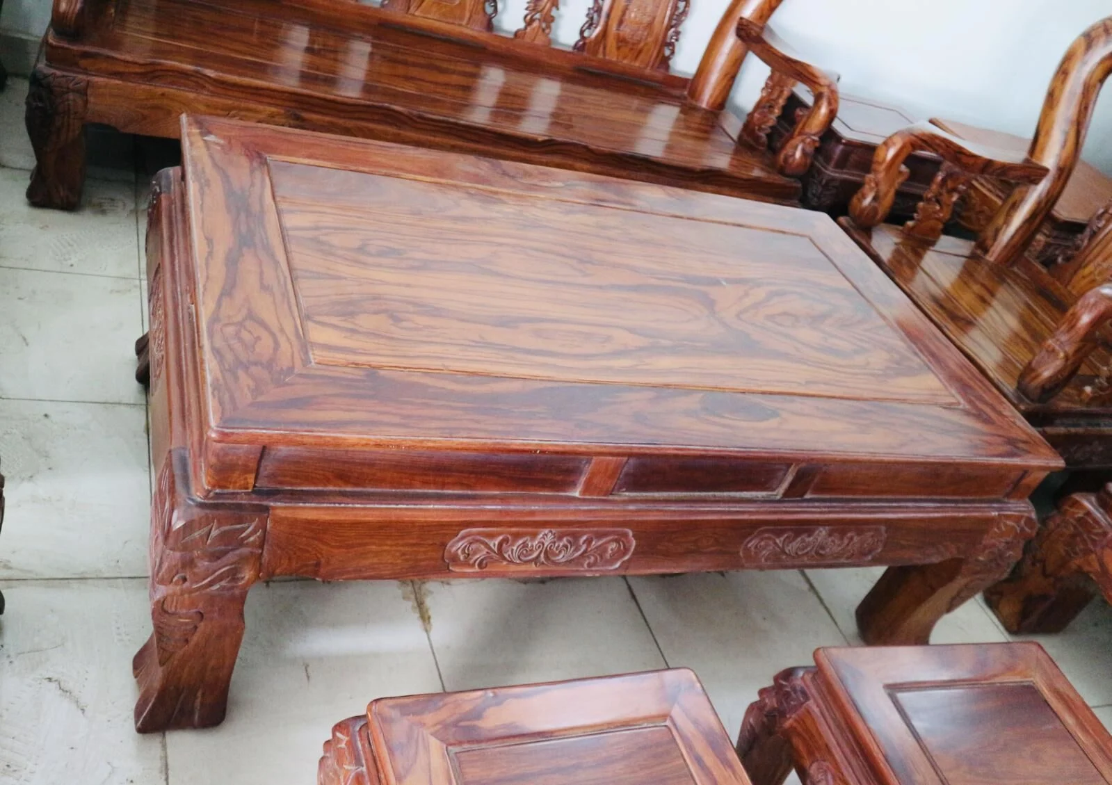 Alternative view of Bộ Salon Gỗ Hương Loan Tay 14 – 10 Món Sang Trọng