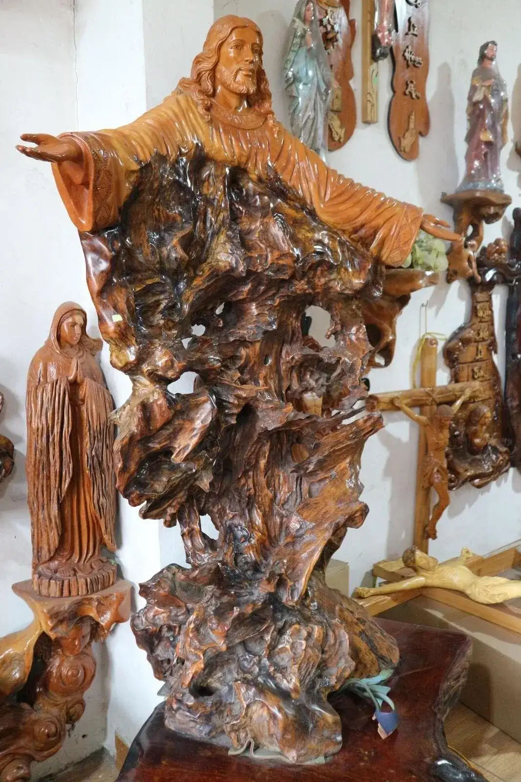 bộ tượng chúa bằng gỗ hố nai