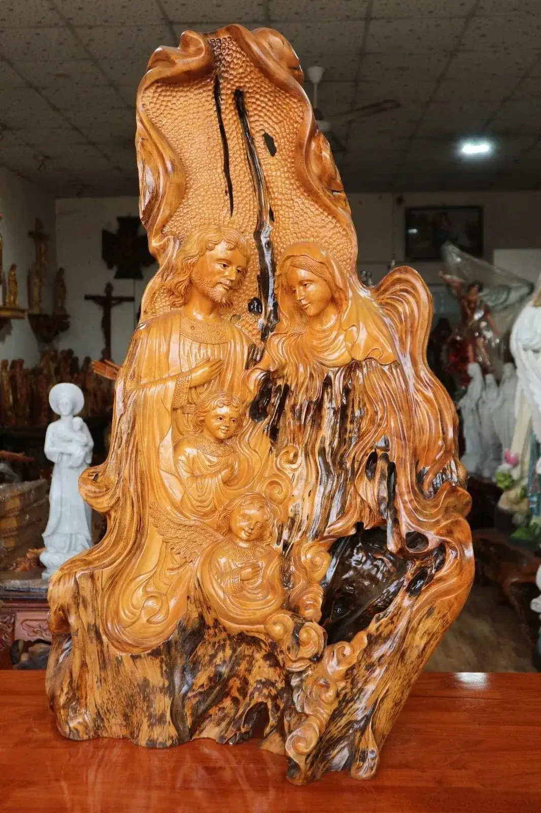Tượng Gia Đình Thánh Gia Gỗ Trai Nguyên Khối