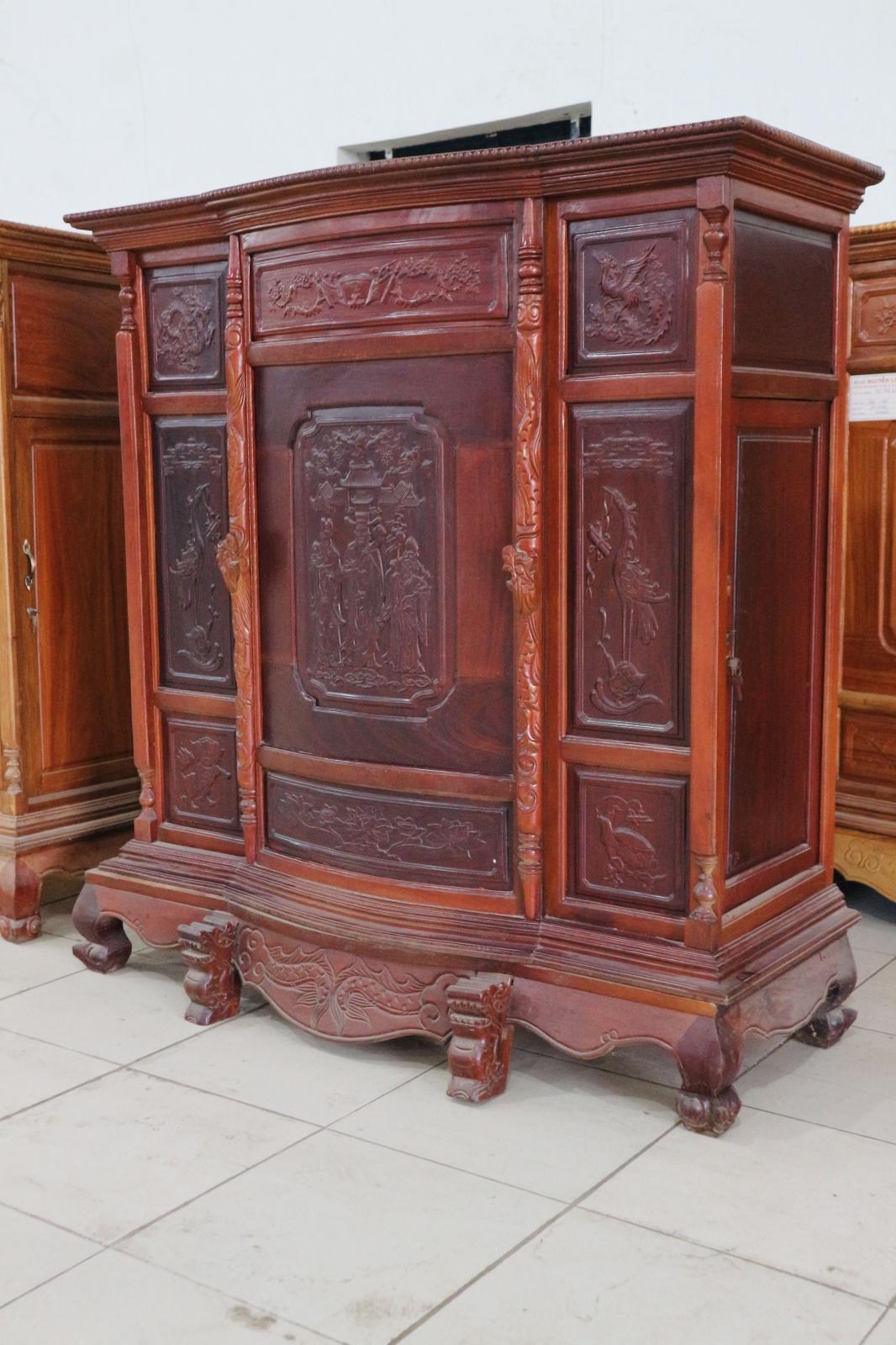 Tủ Thờ Gỗ Căm Pha Sơn Màu Cổ Trang Nghiêm
