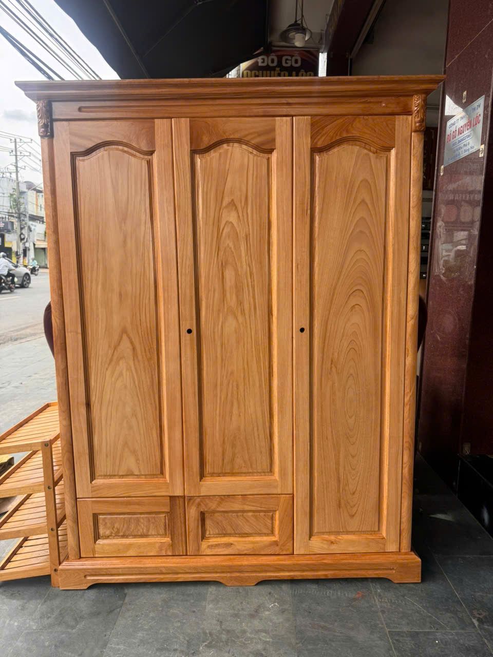 Tủ Áo Gỗ Gõ Đỏ Tự Nhiên 100%